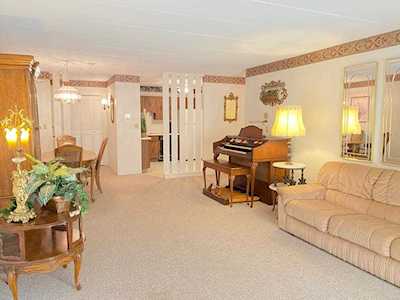 85 Commons Drive #302 Shrewsbury, MA 01545