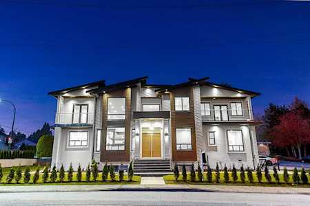 203 Mundy Street Coquitlam, BC V3K 5M1