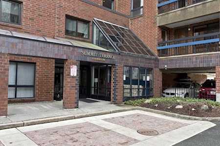 4 Summit Drive #310 Reading, MA 01867