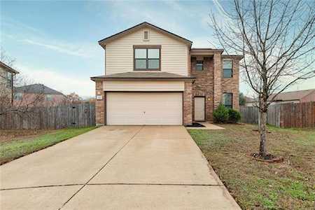 315 Briarwood Dr Leander, TX 78641