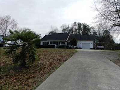 731 Pine Haven Circle Clover, SC 29710