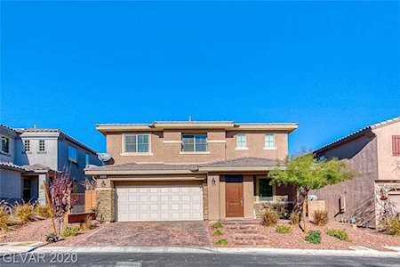 10532 S 10532 Sparks Summit Lane Ln Las Vegas, NV 89166