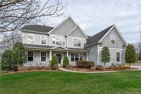 8070 Heatherstone Dr Harrisburg, NC 28075