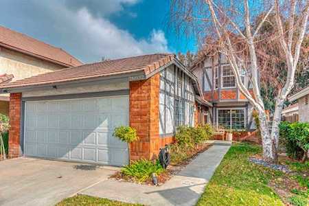 26932 Terri Drive Canyon Country, CA 91351