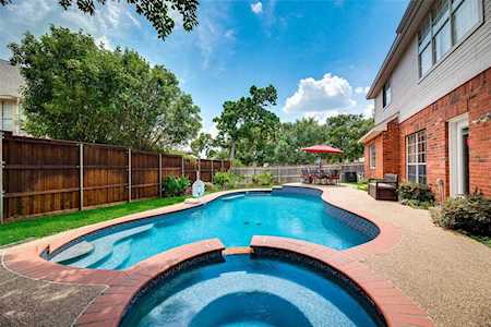 2700 Pin Oak Drive Grapevine, TX 76051