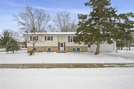 402 Woodview Dr Sun Prairie, WI 53590