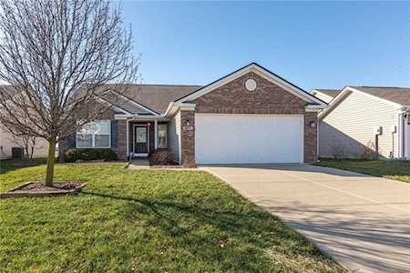 3886 Tartan Trail Whitestown, IN 46075