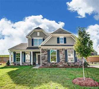 197 Bushney Loop Mooresville, NC 28115