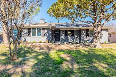 9905 Parkford Drive Dallas, TX 75238