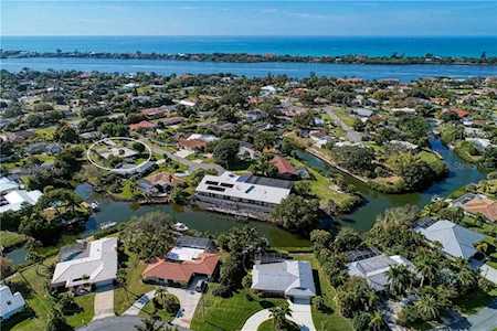 206 Sorrento Drive Osprey, FL 34229