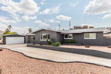3977 E Becker Lane Phoenix, AZ 85028