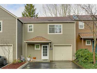 7165 SW Sagert St #102 Tualatin, OR 97062