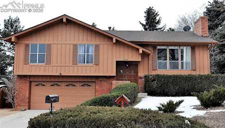 2205 Glenwood Circle Colorado Springs, CO 80909