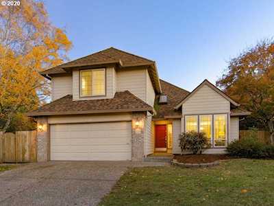 5214 SW Bushbaum Ct Tualatin, OR 97062