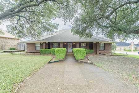 10105 Bridgegate Lane Dallas, TX 75243