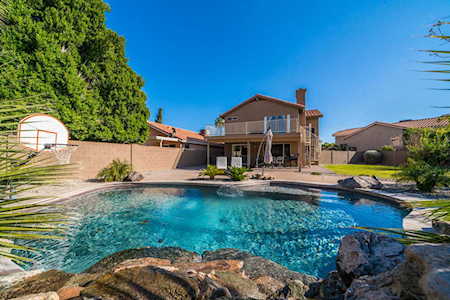 1086 N Blackstone Drive Chandler, AZ 85224