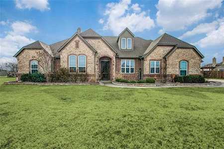 12891 Velvet View Court Justin, TX 76247