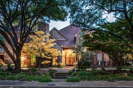 5819 Flintshire Lane Dallas, TX 75252