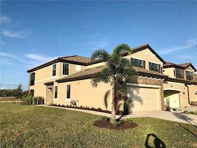 17607 Gawthrop Drive #3011 Lakewood Ranch, FL 34211