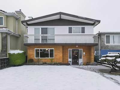 6583 Clarendon Street Vancouver, BC V5S 2K2