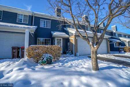1875 Donegal Drive #2 Woodbury, MN 55125