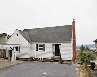 521 Hillcrest Dr Longview, WA 98632