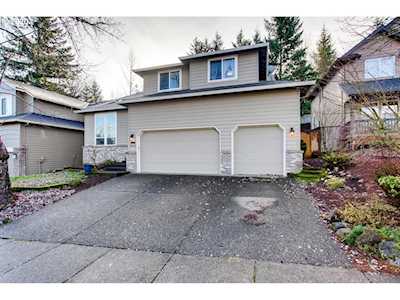 8518 SW Charlotte Dr Beaverton, OR 97007