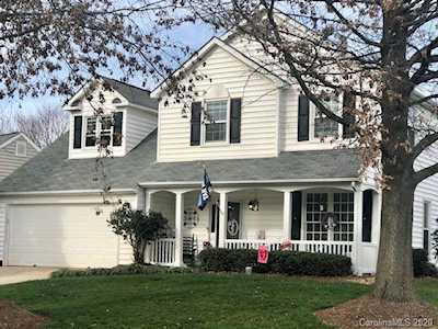 10123 Glencrest Dr Huntersville, NC 28078