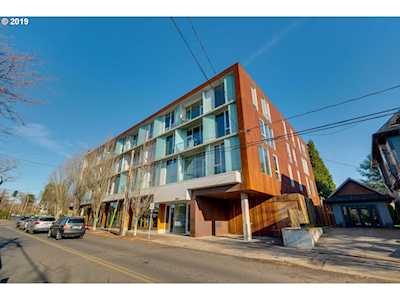 2530 SE 26th Ave #302 Portland, OR 97202