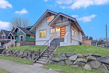 7057 22nd Ave NW Seattle, WA 98117