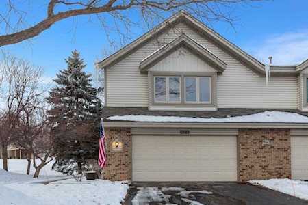 6587 Falstaff Road Woodbury, MN 55125