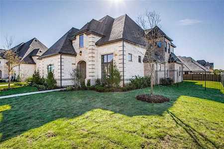 901 Rhone Lane Southlake, TX 76092
