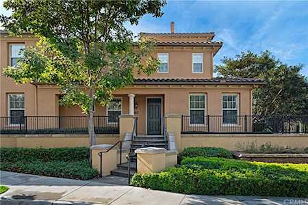 40 Lamplighter #33 Irvine, CA 92620
