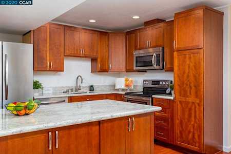 1233 Singingwood Ct Walnut Creek, CA 94595