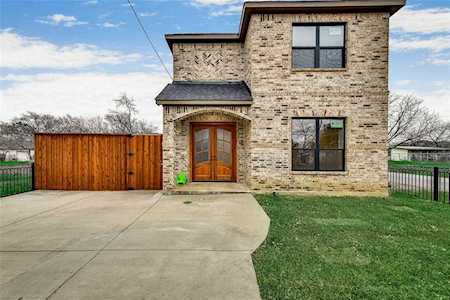 2402 Kenesaw Drive Dallas, TX 75212