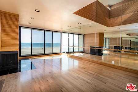6 Eastwind Street #320 Marina Del Rey, CA 90292