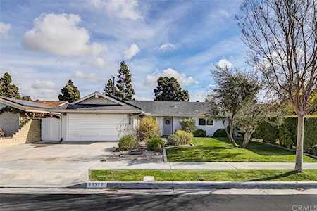 16372 Santa Anita Ln Huntington Beach, CA 92649