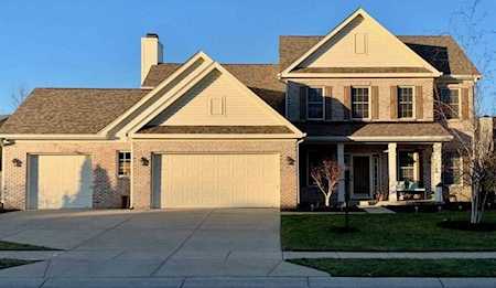 6082 Lacebark Way Avon, IN 46123