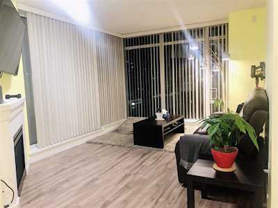 2133 Douglas Road #1005 Burnaby, BC V5C 0E9