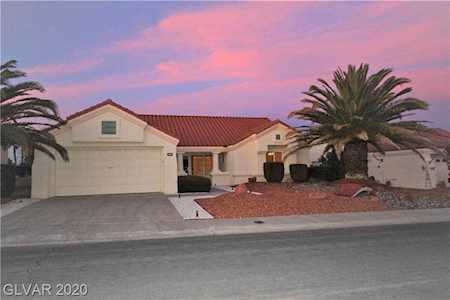 9040 Pennystone Ave Las Vegas, NV 89134
