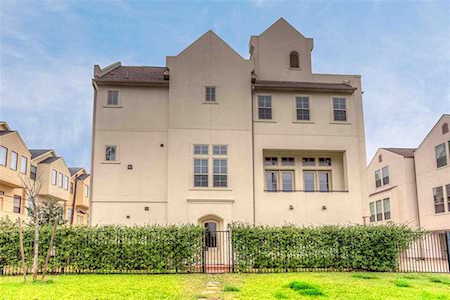 924 Patterson St Houston, TX 77007