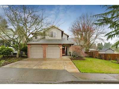 12394 SW Millview Ct Tigard, OR 97223