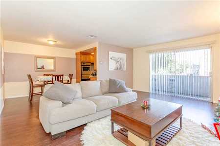 5055 Coldwater Canyon Avenue #104 Sherman Oaks, CA 91423