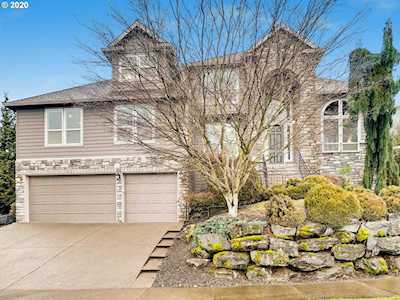 3064 NW Gravenstein St Camas, WA 98607