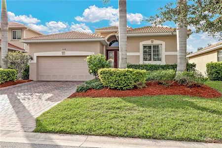 8438 Sumner Ave Fort Myers, FL 33908