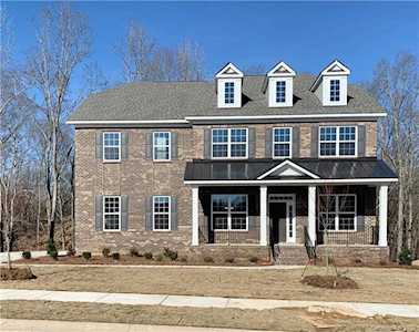 2014 Sweet William Dr Harrisburg, NC 28075