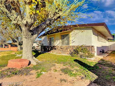 1214 Cherokee Ln Las Vegas, NV 89106