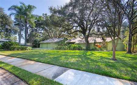 2085 Lynnwood Court Dunedin, FL 34698