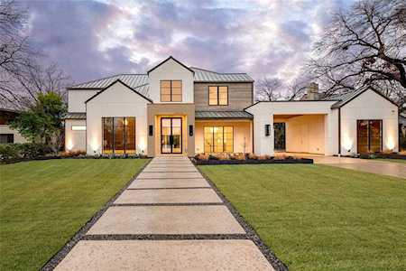 4403 Bluffview Boulevard Dallas, TX 75209