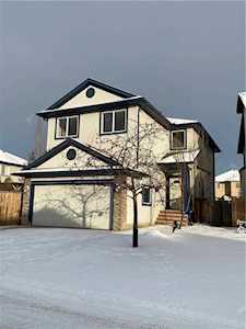 135 Royal Birkdale Crescent NW Calgary, AB T3G 5r6